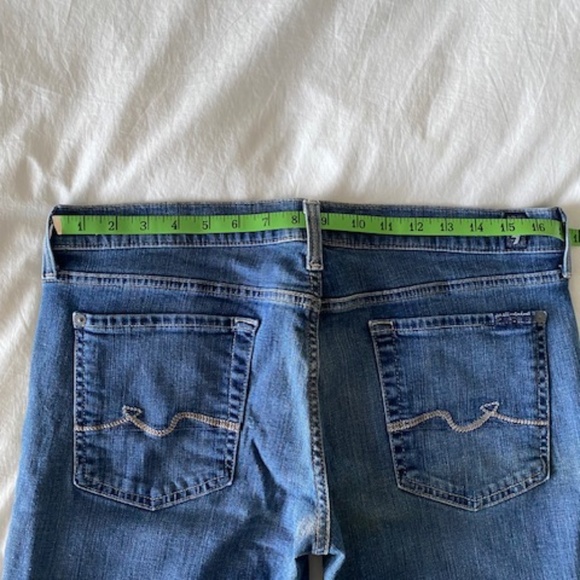 7 for all mankind (worn once) low straight medium wash jeans - 32 - Picture 7 of 9